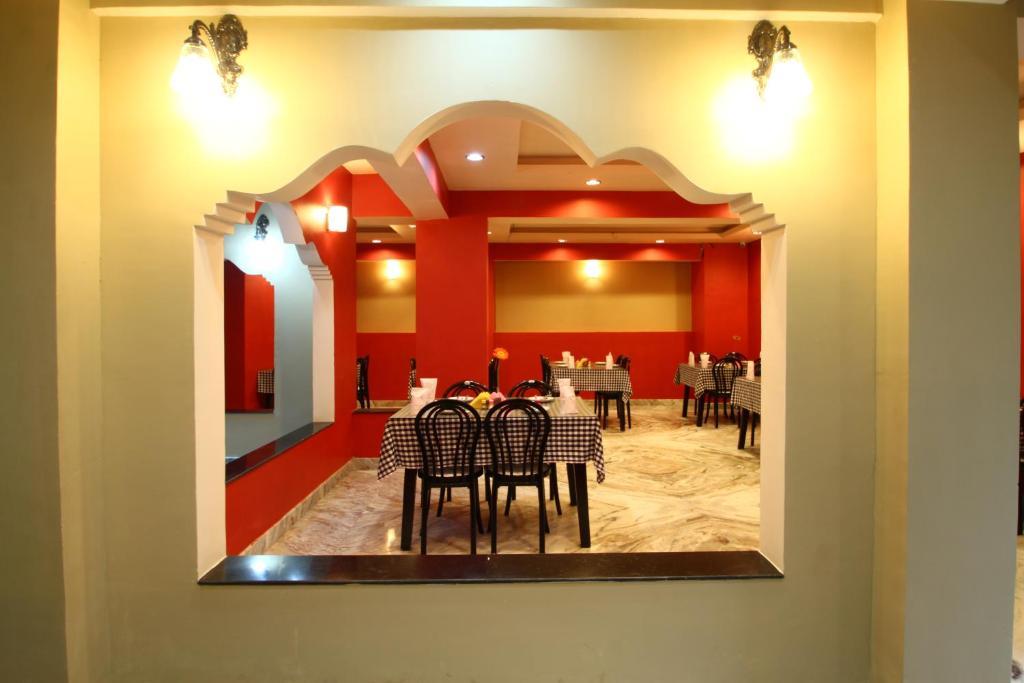 Golden Dolma Hotel Darjeeling  Room photo