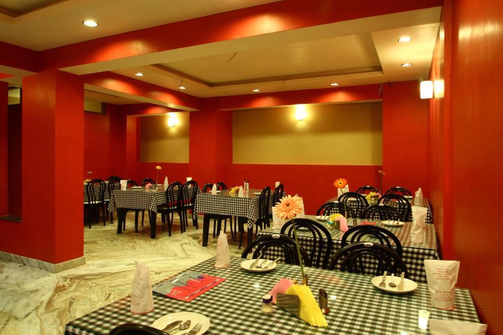 Golden Dolma Hotel Darjeeling  Room photo