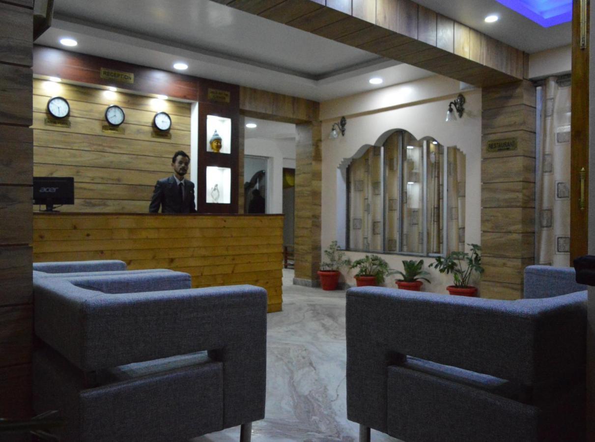 Golden Dolma Hotel Darjeeling  Exterior photo